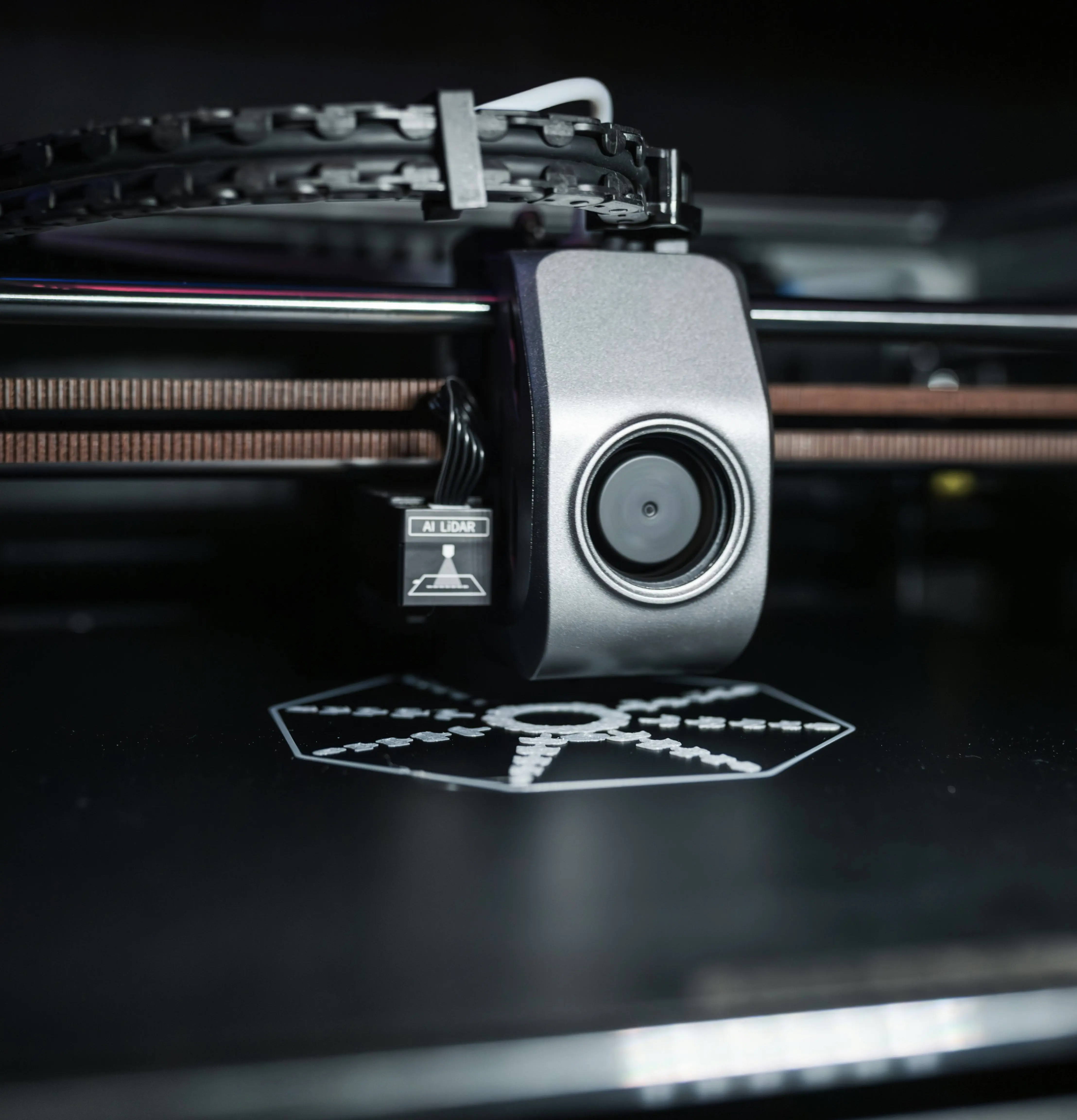 Modélisation 3D d'une pièce mécanique en cours de conception : lampe ancienne desing